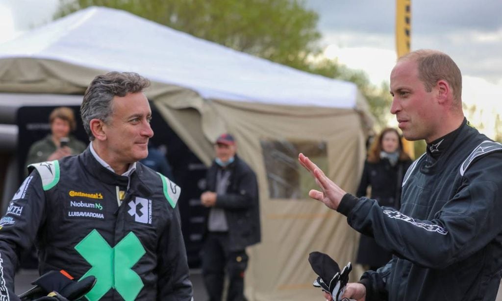 ¡A toda velocidad! El príncipe Guillermo se convierte en piloto por un día junto a Alejandro Agag