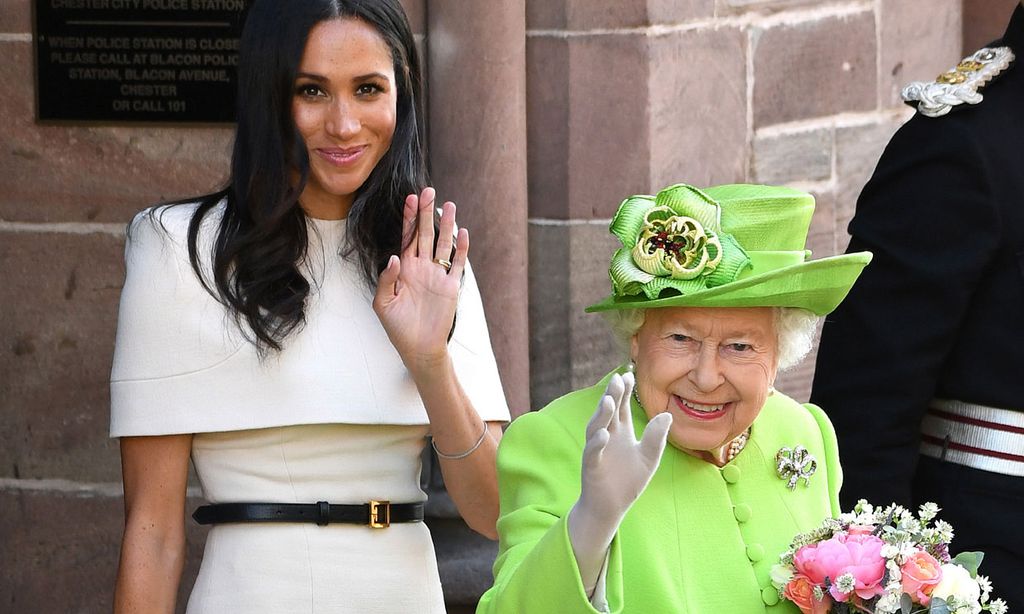 Isabel II y Meghan Markle