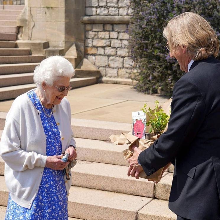 El significativo regalo que ha recibido Isabel II el día que Felipe de Edimburgo cumpliría 100 años