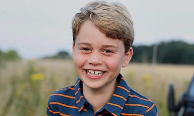 Muy sonriente y con guiño a Felipe de Edimburgo: la foto de George de Cambridge al cumplir 8 años