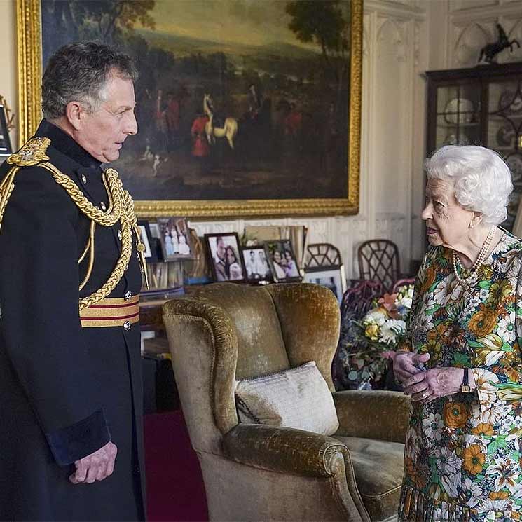 Isabel II reaparece con muy buen aspecto tras sus últimos problemas de salud