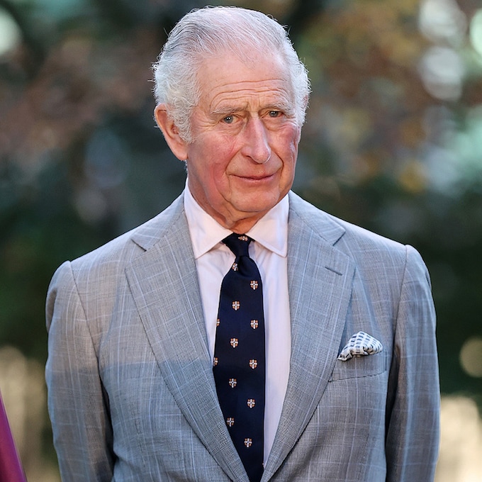 El último quebradero de cabeza para Isabel II: la fundación del príncipe Carlos, investigada por la policía