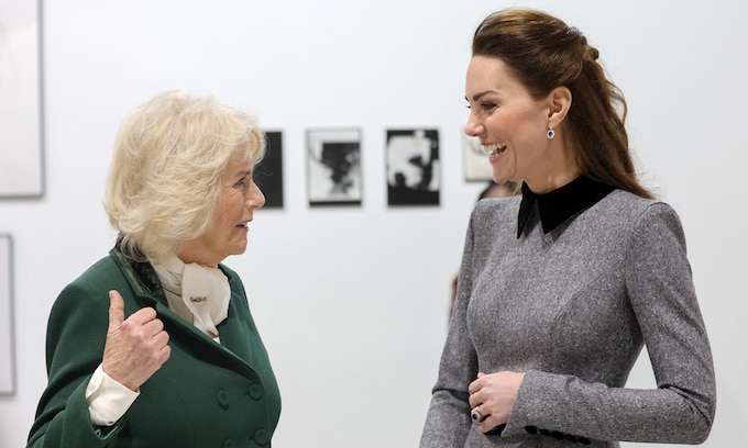 La duquesa de Cambridge y la duquesa de Cornualles forman 'equipo'