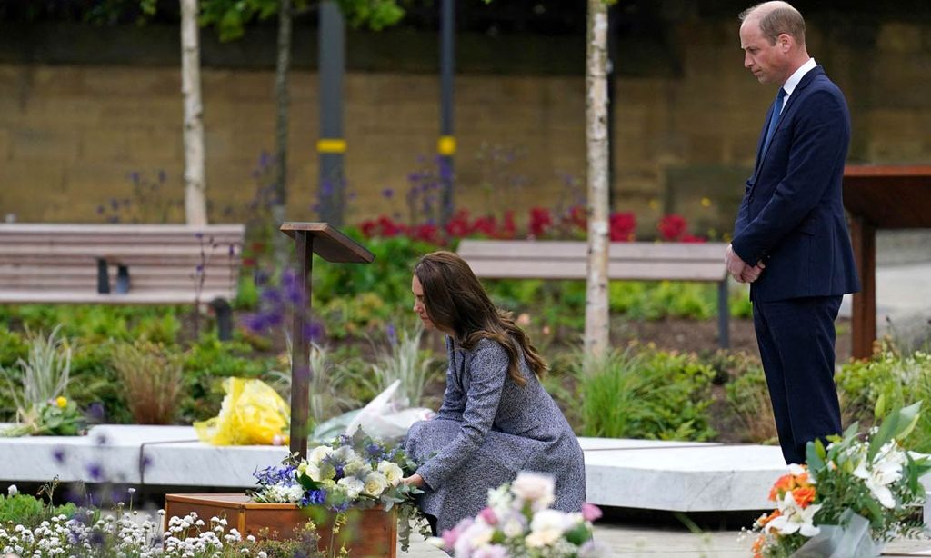 El príncipe Guillermo revive 'su propio dolor' en un homenaje a las víctimas del Manchester Arena