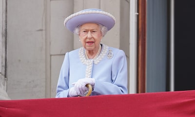 Isabel II no asistirá a los actos del Jubileo de mañana al sentir algunas molestias