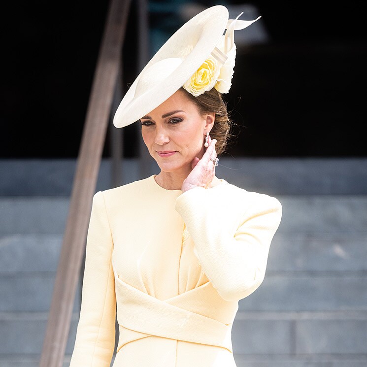 Kate Middleton explica cómo se encuentra Isabel II tras ausentarse del segundo día de celebraciones del Jubileo