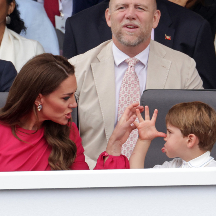 Louis de Cambridge vuelve a conquistarnos... y a poner a prueba la paciencia de su madre