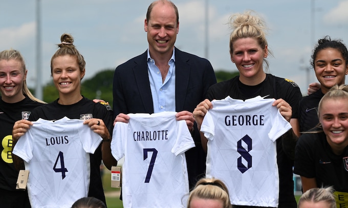 Charlotte de Cambridge quiere 'fichar' por la Selección femenina de fútbol de Inglaterra