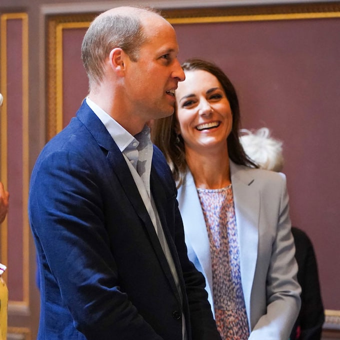 La reacción de los duques de Cambridge al inaugurar su primer retrato oficial conjunto 