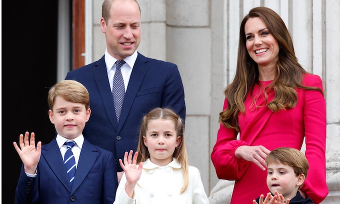 El príncipe Guillermo, Kate Middleton y sus tres hijos