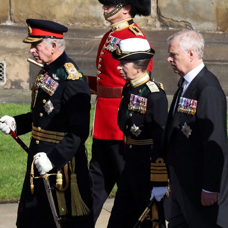 ¿Qué miembros de la Familia Real británica formarán parte hoy del cortejo fúnebre hasta Westminster?