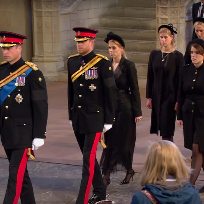 Los ocho nietos de la reina Isabel se unen en una conmovedora vigilia en su honor antes del funeral de Estado