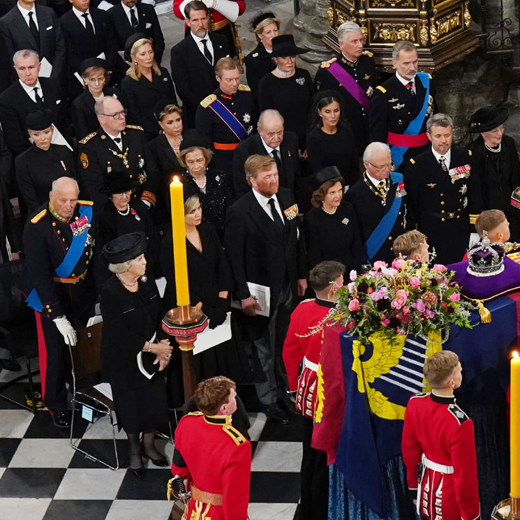 Foto a foto: 22 casas reales arropan a los Windsor en el funeral de la reina Isabel