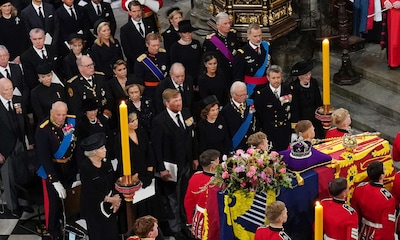 Foto a foto: 22 casas reales arropan a los Windsor en el funeral de la reina Isabel