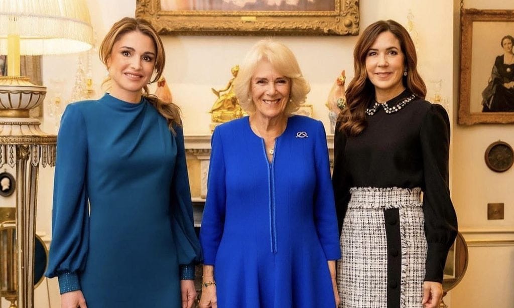 La reina Camilla con Rania de Jordania y Mary de Dinamarca