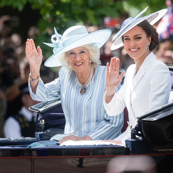 Baile de títulos en la Familia Real británica: Camilla y Kate asumen cargos militares