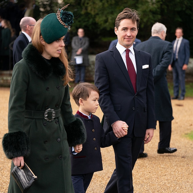 Un debut inesperado y una notable ausencia en la misa de Sandringham de la Familia real británica 