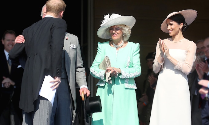 Camilla, Meghan Markle, el rey Carlos y el príncipe Harry 