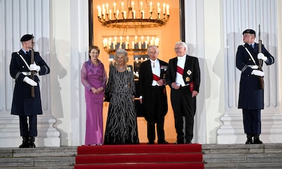 Las imponentes joyas que Camilla ha elegido para su primera cena de Estado en el extranjero como reina consorte
