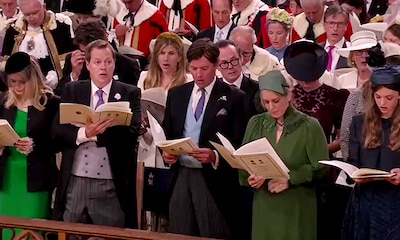 Los hijos de Camilla toman la primera fila mientras el príncipe Harry queda relegado a la tercera