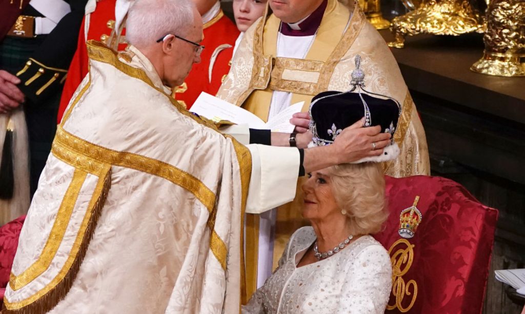 Muy nerviosa y visiblemente emocionada: todos los gestos de la coronación de la reina Camilla