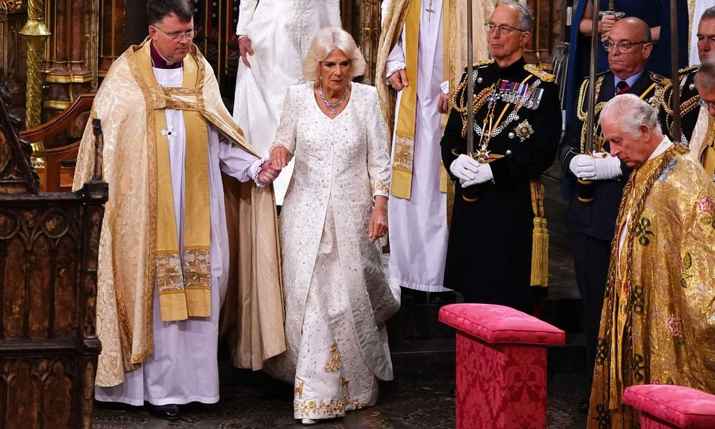 La reina Camilla en su coronación