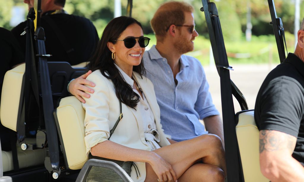 Los duques de Sussex y sus hijos, vacaciones prenavideñas bajo el sol de Costa Rica