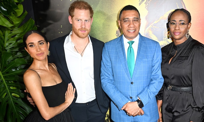 El príncipe Harry y Meghan Markle reaparecen por sorpresa en Jamaica