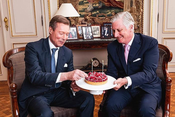 Felipe de los belgas y Enrique de Luxemburgo celebrando juntos su cumpleaños Cumple1-z
