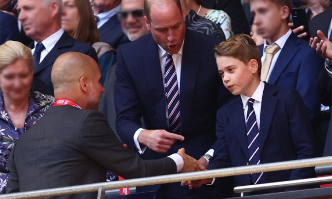 La inesperada aparición del príncipe George en la final de la Copa inglesa junto a su padre y su saludo a Guardiola