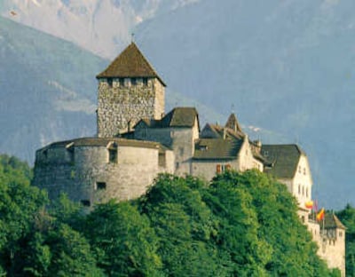 Los ciudadanos de Liechtenstein irán a las urnas para decir 'sí' o 'no' al príncipe Hans Adam II