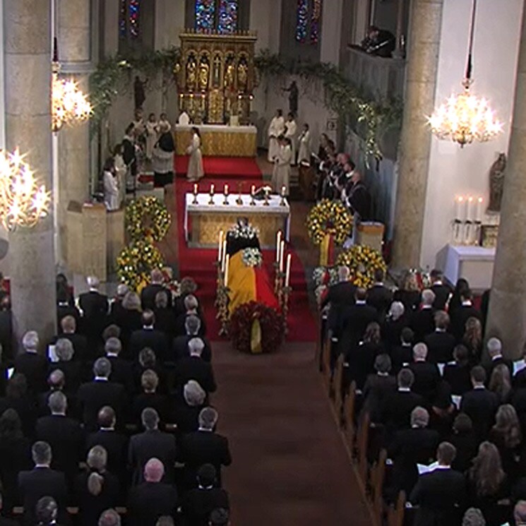 La reina Sofía arropa a la familia de Marie de Liechtenstein en el último adiós a la Princesa