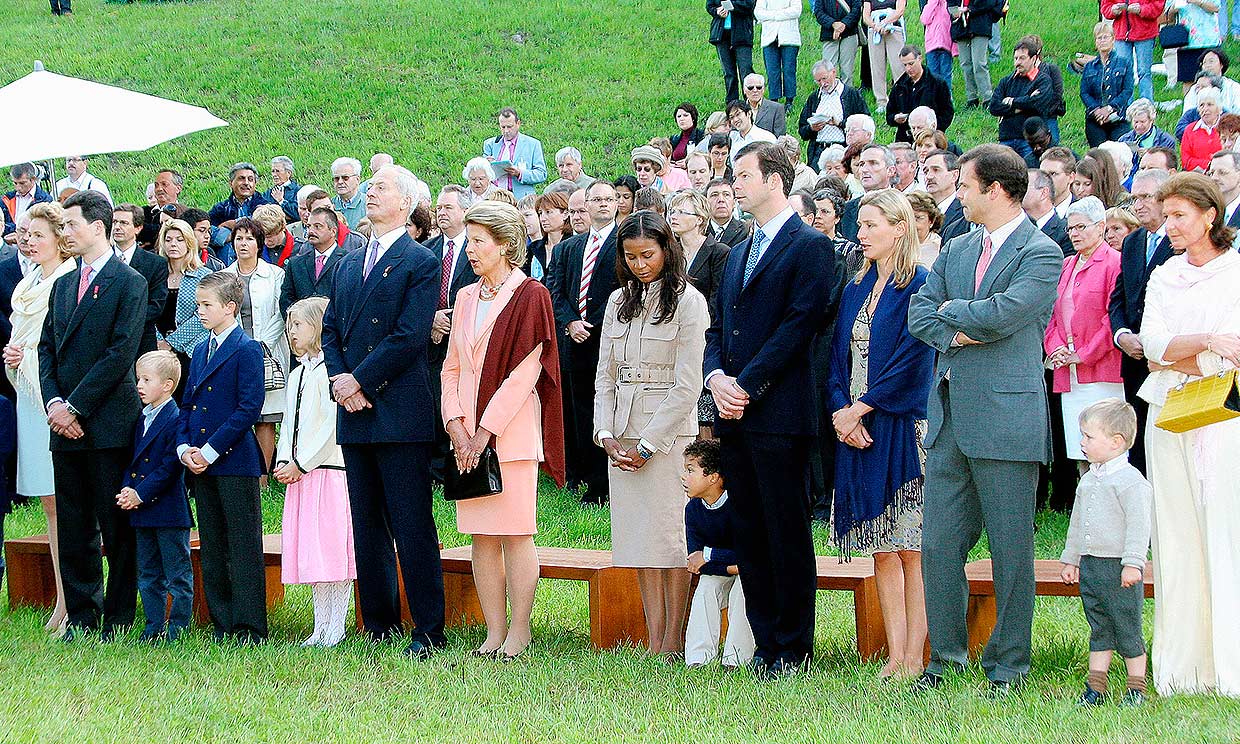 Quién es quién en la familia real de Liechtenstein que llora la inesperada pérdida del príncipe Constantino