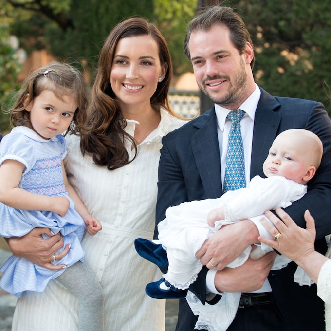 La Familia Gran Ducal de Luxemburgo celebra el bautizo del príncipe Liam en el Vaticano