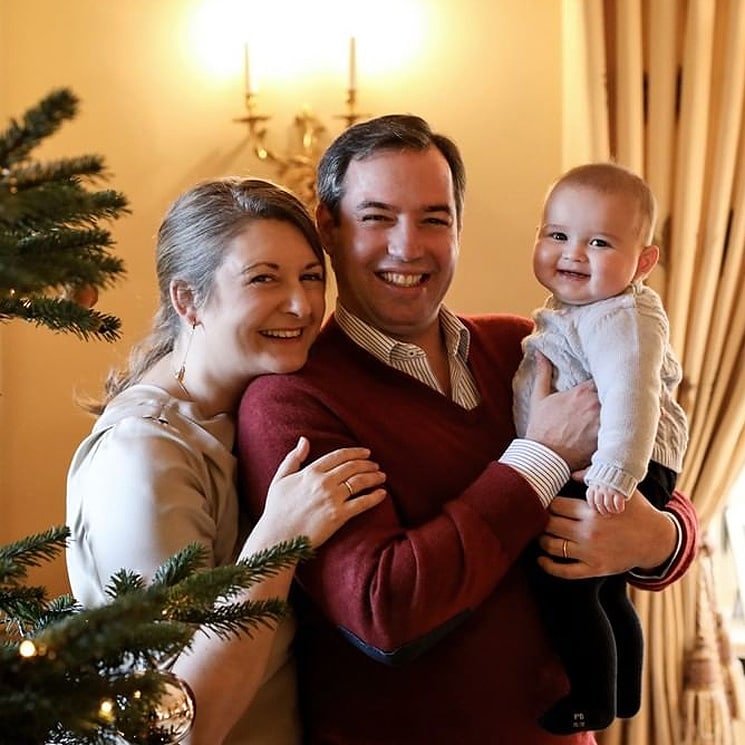 Charles de Luxemburgo, el príncipe más risueño en las fotos de su posado navideño