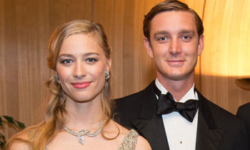 ¿Es esta la invitación de boda de Pierre Casiraghi y Beatrice Borromeo?