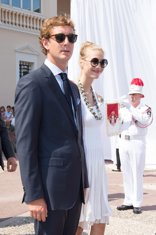 Petanca y trajes regionales en la primera boda de Pierre Casiraghi y Beatrice Borromeo