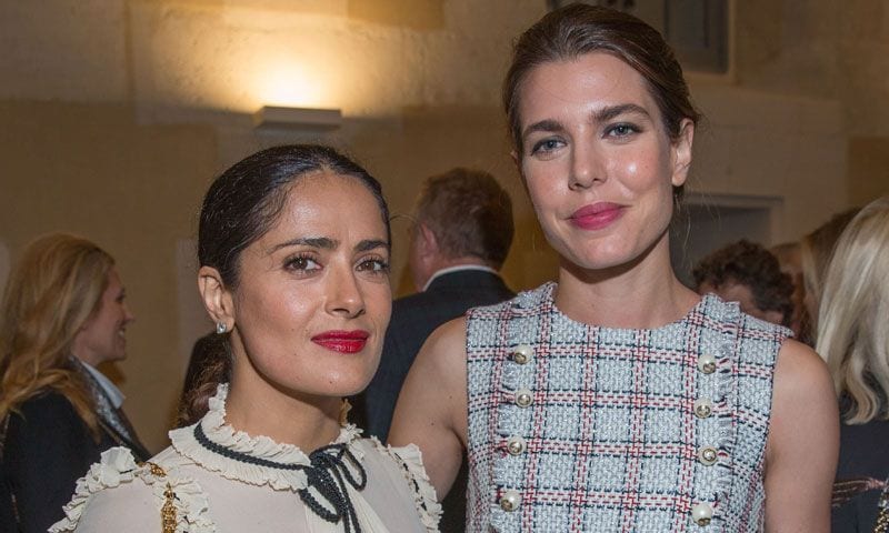 ¿Qué hacían Carlota Casiraghi y Salma Hayek juntas en París?