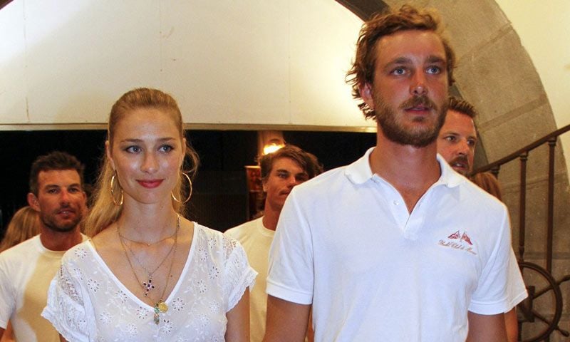 Macarena Gómez y Aldo Comas se unen a Pierre Casiraghi y Beatrice Borromeo en la noche mallorquina