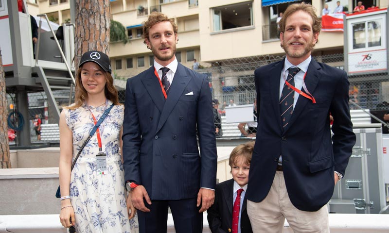 Pierre y Andrea Casiraghi con Alejandra de Hannover