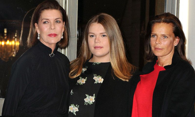 ¡Una entrevista inesperada! La hija pequeña de Estefanía de Mónaco responde a (casi) todas las preguntas