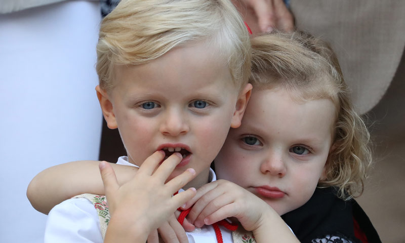 ¡Qué tiernos! Jacques y Gabriella de Mónaco, todo amor durante un picnic