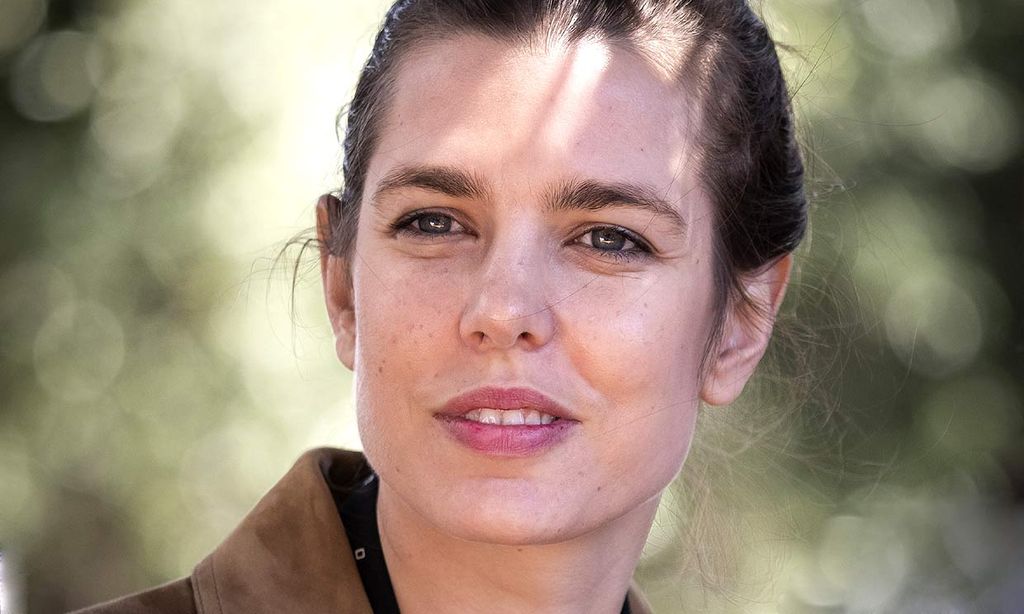La cita cultural en la que ha reaparecido Carlota Casiraghi por primera vez tras su boda