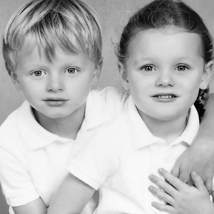 ¡Una mamá orgullosa! Charlene de Mónaco comparte las fotos escolares de Jacques y Gabriella