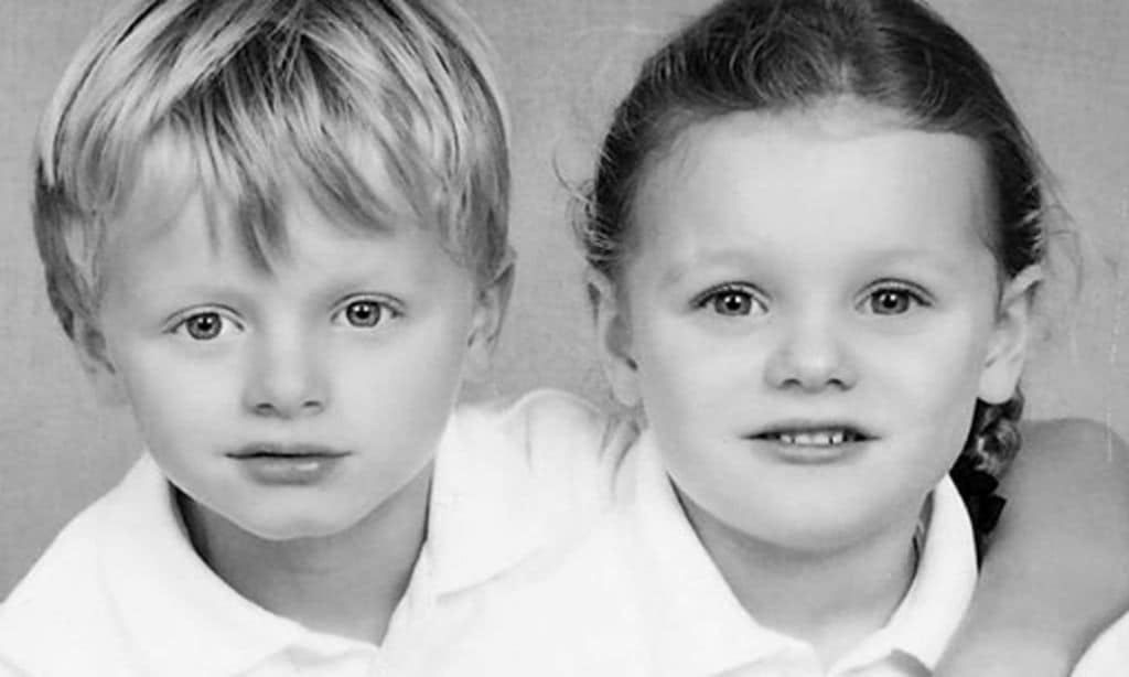 ¡Una mamá orgullosa! Charlene de Mónaco comparte las fotos escolares de Jacques y Gabriella