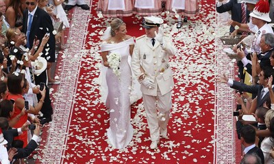 Alberto y Charlene, revivimos la boda que devolvió el ‘glamour’ a Mónaco hace diez años