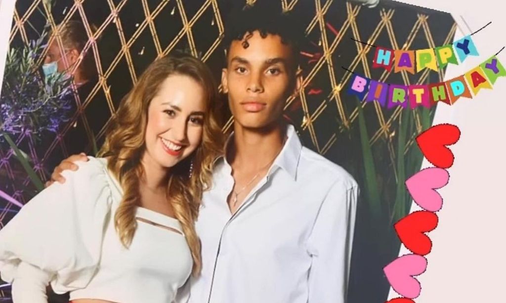 Jazmin Grimaldi en el 18 cumpleaños de su hermano Alexandre