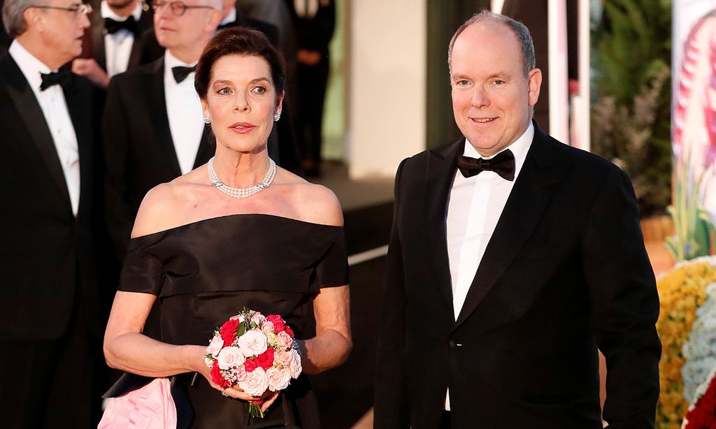 Carolina de Mónaco cumple 65 años en el esplendor de su belleza y volcada en el príncipe Alberto