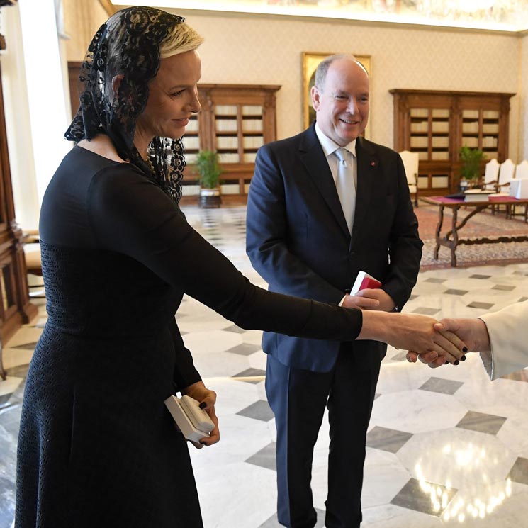 Alberto y Charlene de Mónaco se reúnen con el Papa Francisco