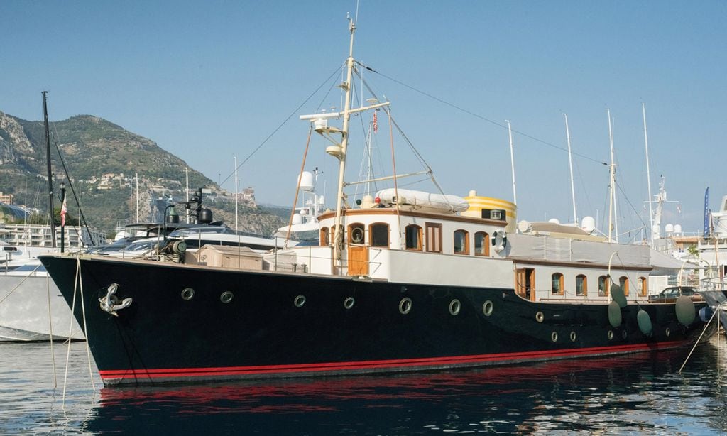 Así es el 'Pacha III', el barco de Carolina de Mónaco en el que veranea con sus hijos y nietos